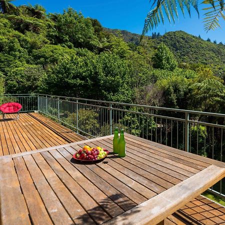 Serene Sounds - Anakiwa Holiday Home Εξωτερικό φωτογραφία